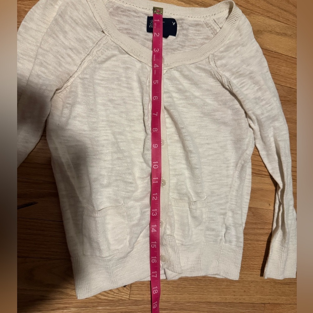 American Eagle creme colored cardigan - Picture 5 of 8